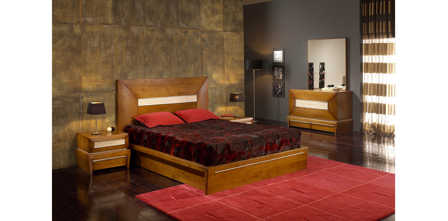 Grifty May Color Bedroom